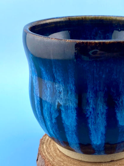 Dark Drip Vessel