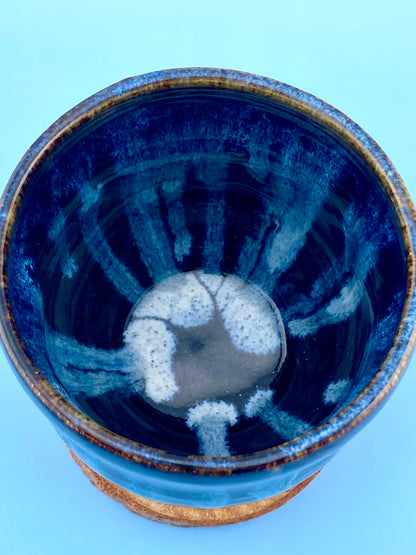 Dark Drip Vessel